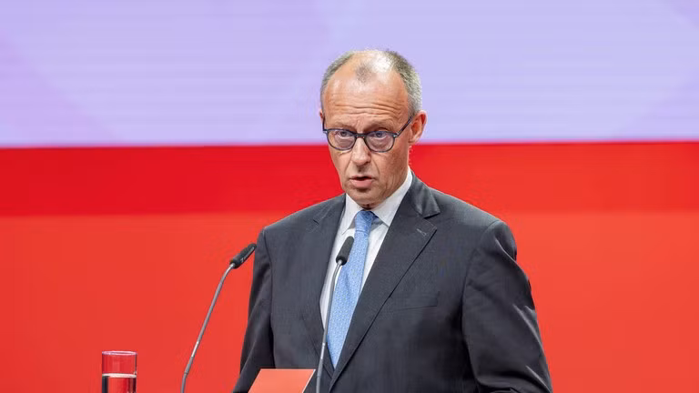 Thủ tướng Đức Friedrich Merz phát biểu tại hội nghị DGB ở Berlin, ngày 12/5 2026.