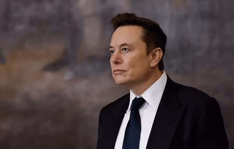 Tỷ phú Musk: Ukraine vi phạm điều khoản dịch vụ vệ tinh Starlink- Ảnh 1.