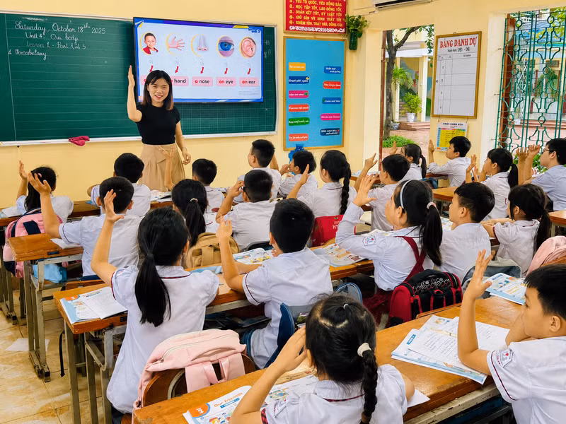 Ninh Bình tăng cường dạy và học nhiều ngoại ngữ ngoài tiếng Anh