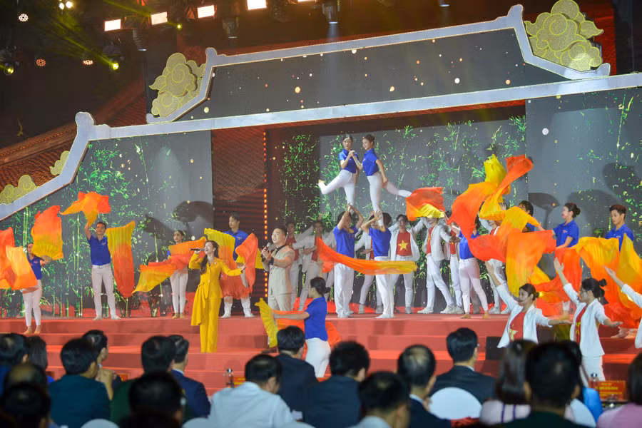 tuyen-duong-thu-khoa-3506-8356.jpg