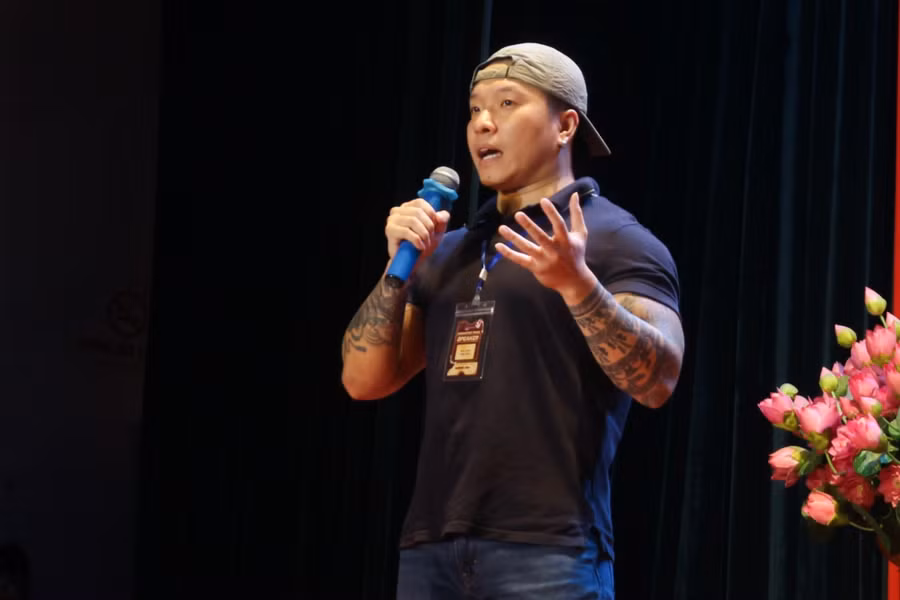diễn giả bino.jpg