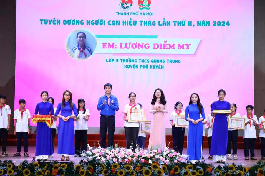 z6061876307232-0fb86826f092f83713408853487fabca.jpg