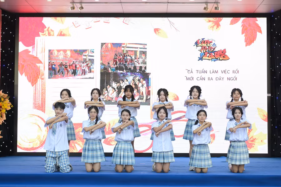 thpt-yen-hoa-7208.jpg