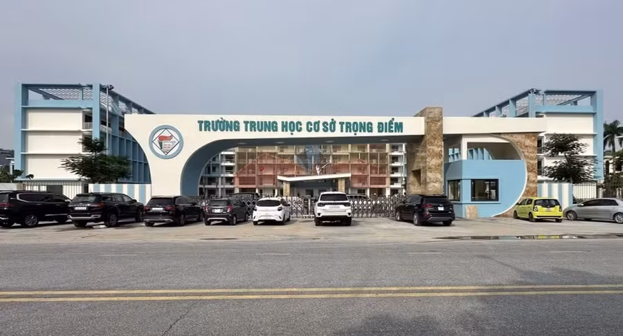 Trường THCS Trọng Điểm, phường Hạ Long (Quảng Ninh).
