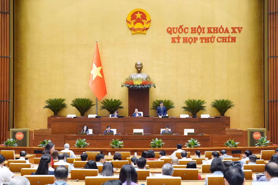 Xem xét rút ngắn nhiệm kỳ Quốc hội khoá XV và HĐND các cấp nhiệm kỳ 2021 - 2026