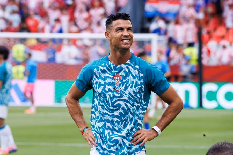 Ronaldo chính thức lên tiếng về tin đồn giải nghệ