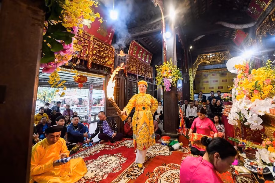 chau-van-giua-nhip-song-hien-dai-manh-ngam-thieng-4.jpg