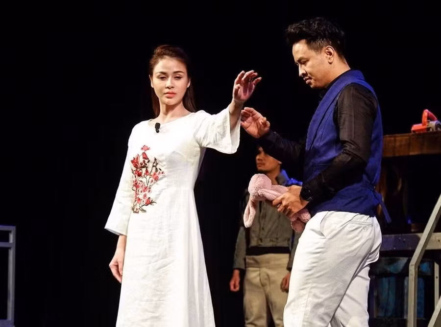 kich-luu-quang-vu-2.jpg