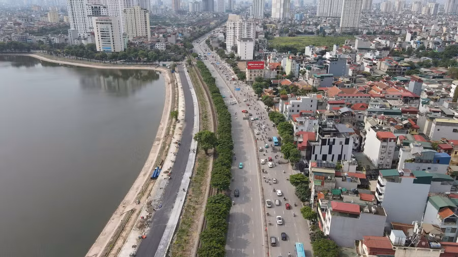 Một góc đô thị, giao thông Hà Nội nhìn từ trên cao.