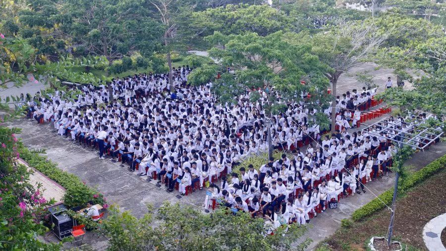 Gần 300 thí sinh tại Đặc khu Phú Quý sẽ dự thi tốt nghiệp THPT tại điểm thi Trường THPT Ngô Quyền.