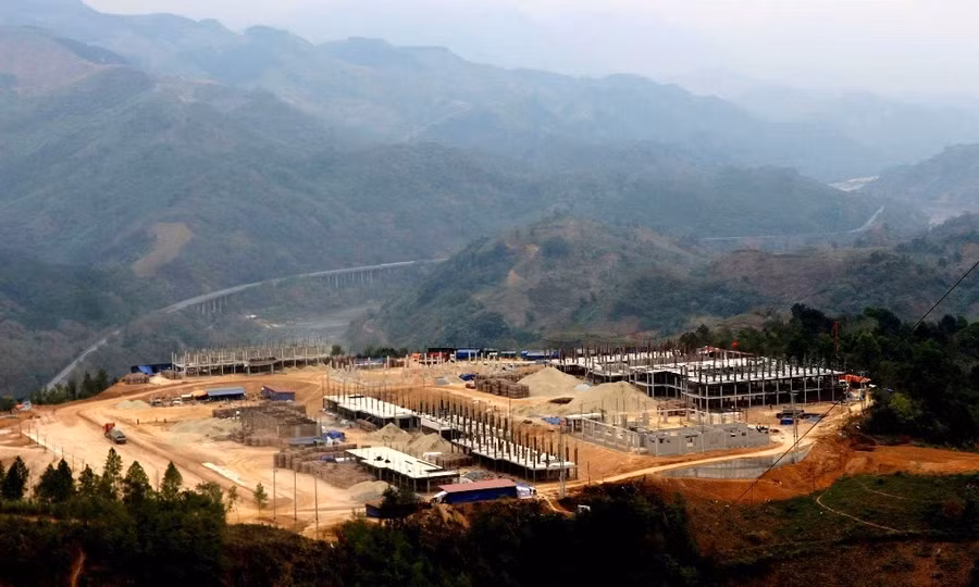 Toàn cảnh xây dựng Trường nội trú ở xã biên giới A Mú Sung, khởi công tháng 11/2025. Ảnh: Trọng Bảo