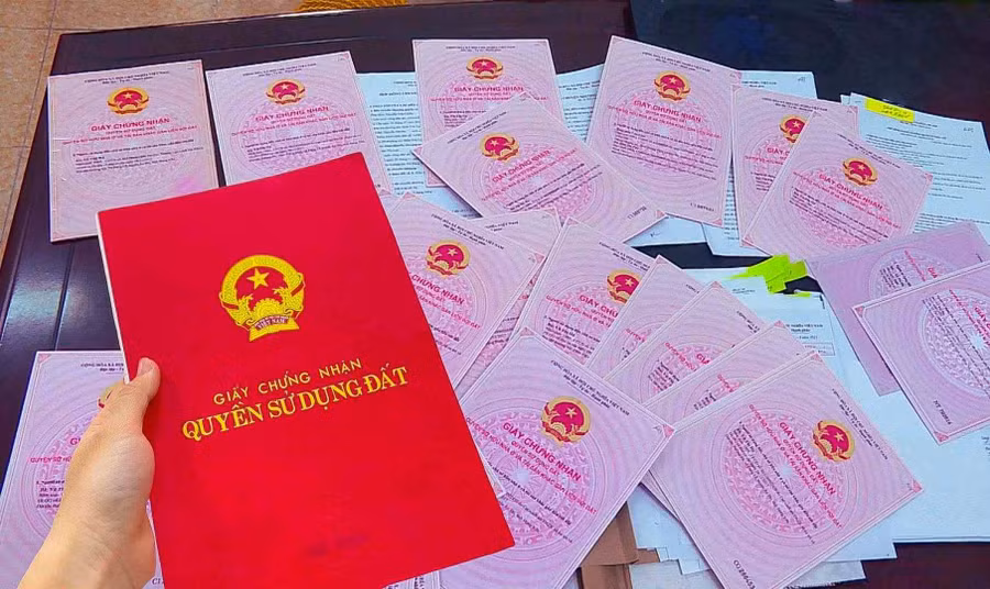 Từ hồ sơ giấy sang dữ liệu số, quản lý bất động sản đang bước vào giai đoạn chuyển đổi mới.
