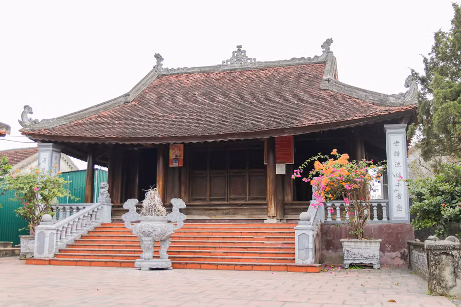dong-ho-hoang-nghia-mach-nguon-trung-quan-4.jpg