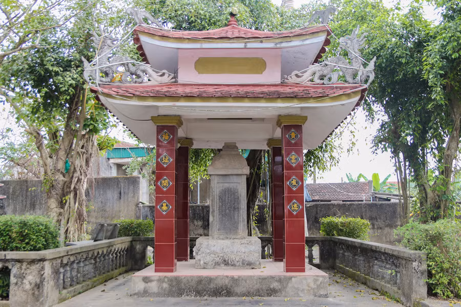 dong-ho-hoang-nghia-mach-nguon-trung-quan-5.jpg