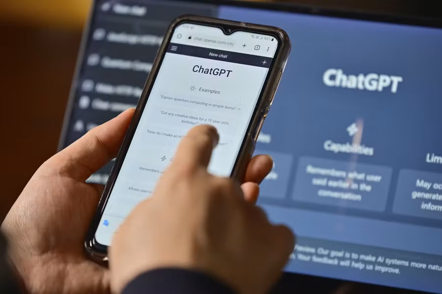 ChatGPT đạt điểm gần tuyệt đối tại các kỳ thi đại học Nhật Bản.