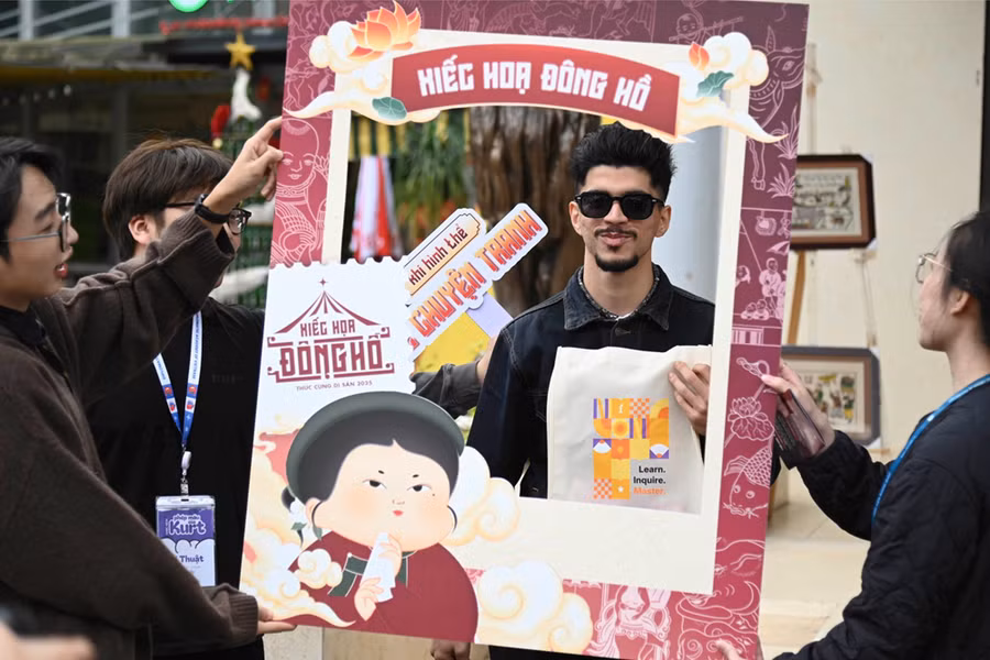 danh-thuc-tranh-dong-ho-1.png