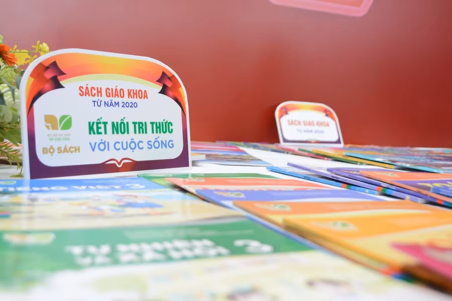 ung-xu-voi-cac-bo-sgk-khong-duoc-lua-chon-2.jpg