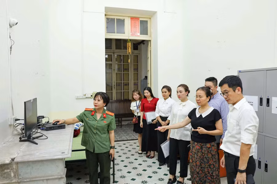 gan-125000-si-tu-ha-noi-vuot-vu-mon-1.jpg