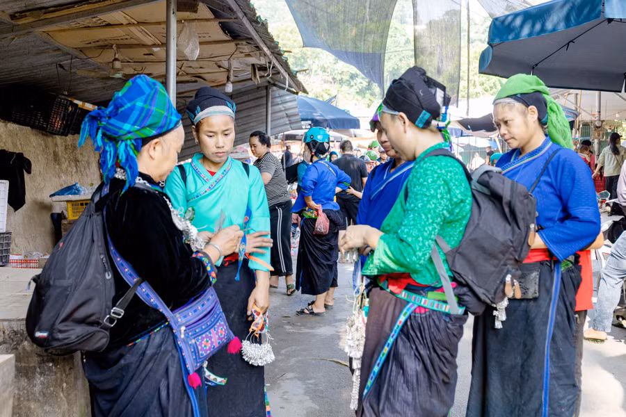 cho-phien-2.jpg