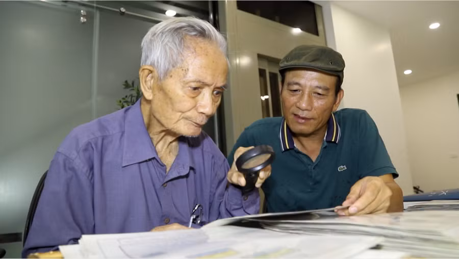suu-tap-tem-bau-vat-trong-long-ban-tay-1.png