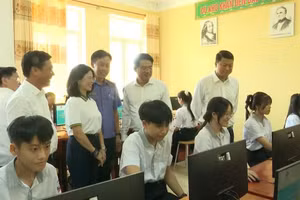 Chương trình hỗ trợ máy tính phục vụ học tập.