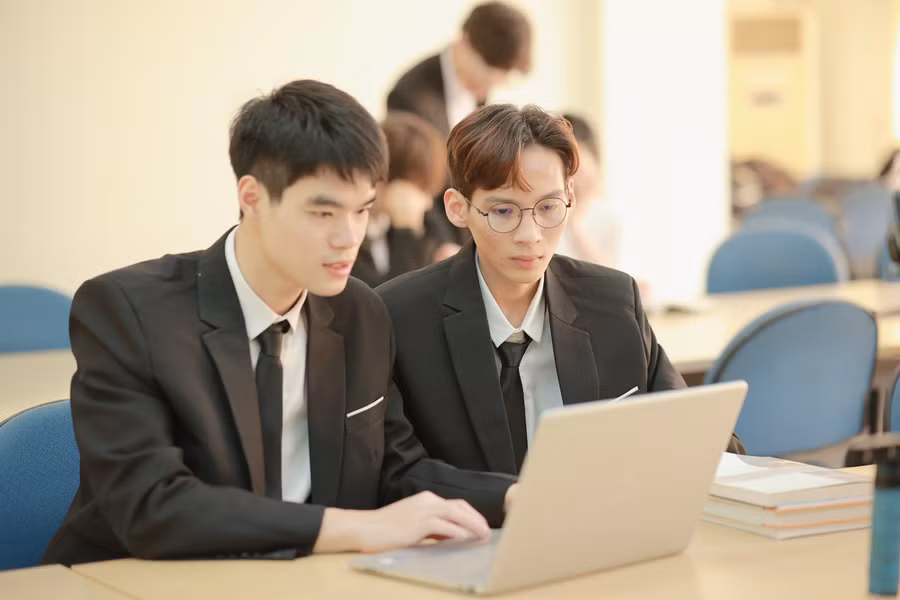 Sinh viên Trường ĐH Thủy lợi.