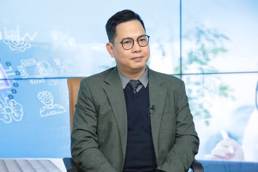 pgs-tran-thanh-nam.jpg