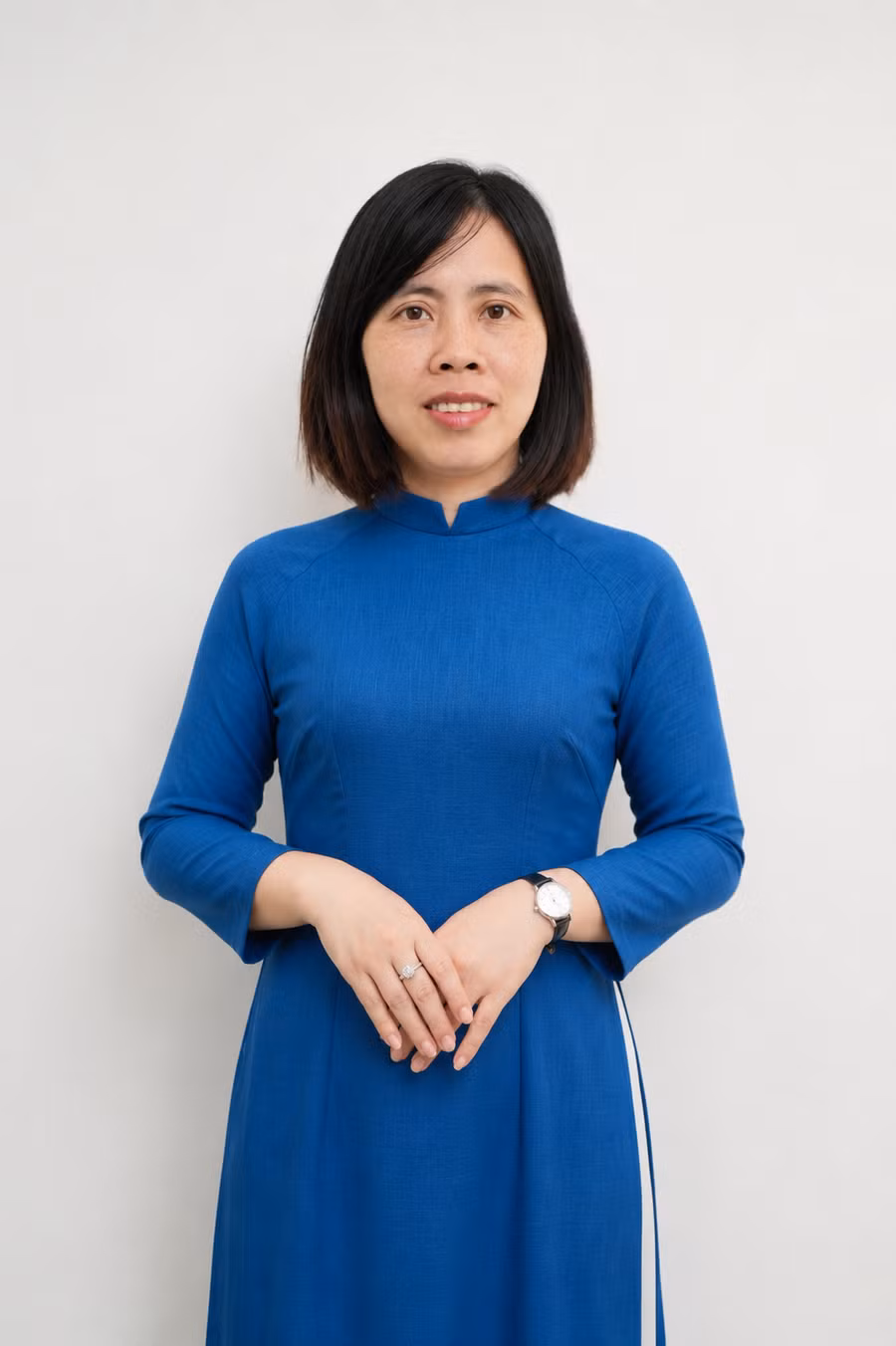 co-dang-thi-van-giao-vien-ktpl.png