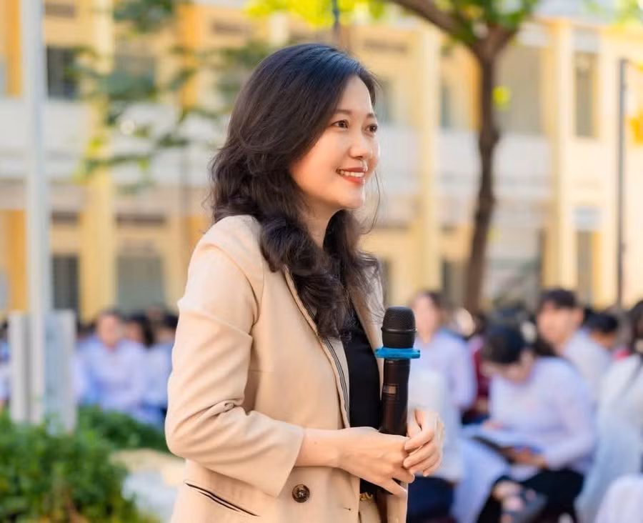 ngo-thuy-an.jpg