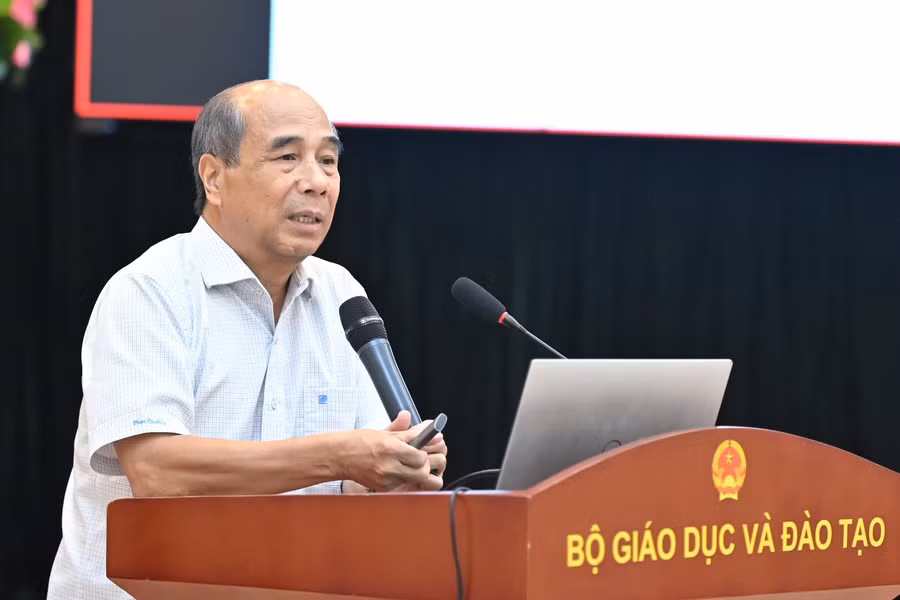 ho tu bao.jpg