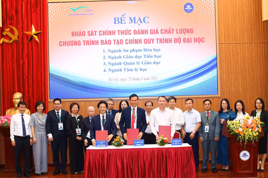 Trường Đại học Sư phạm Hà Nội, Trung tâm Kiểm định chất lượng giáo dục – Đại học Quốc gia Hà Nội bế mạc đợt khảo sát chính thức đánh giá chất lượng bốn chương trình đào tạo trình độ đại học.
