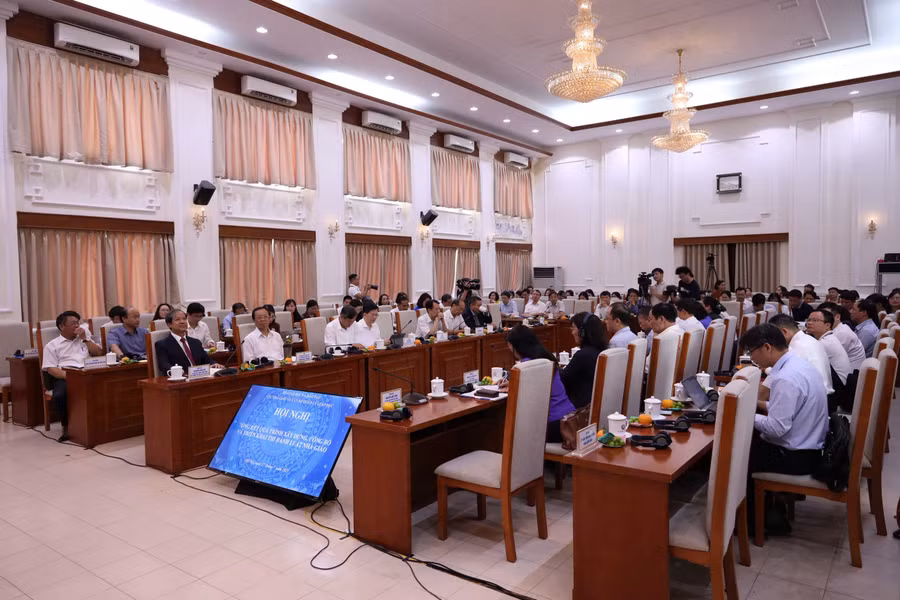 hoi-nghi.jpg