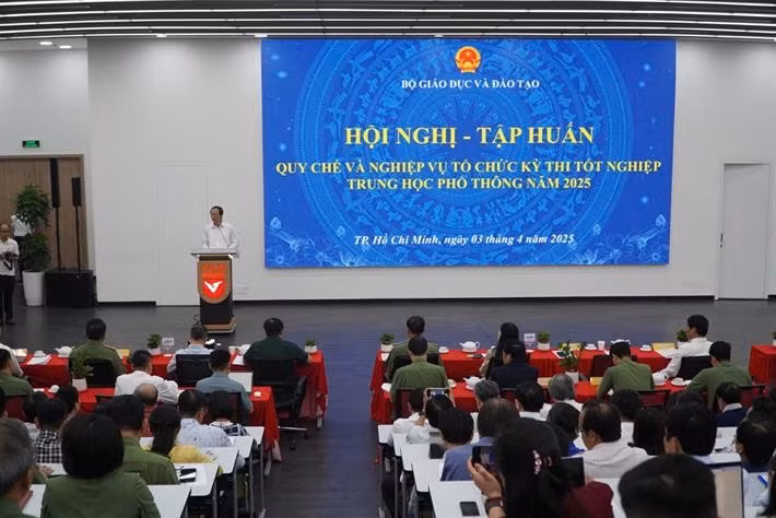tap-huan-thi-tnthpt.jpg
