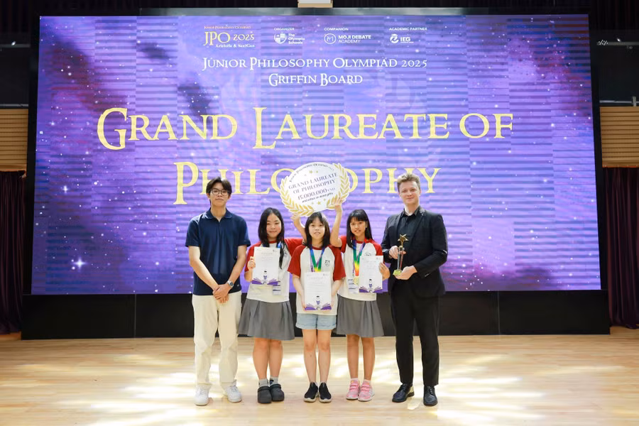 giai-nhat-bang-griffin-doi-unicorns-gom-3-hs-den-tu-ha-noi-binh-phuoc-tp-hcm.jpg