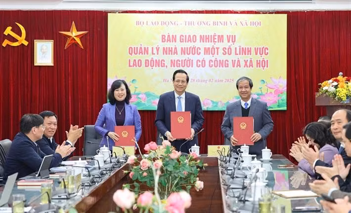 ban-giao.jpg