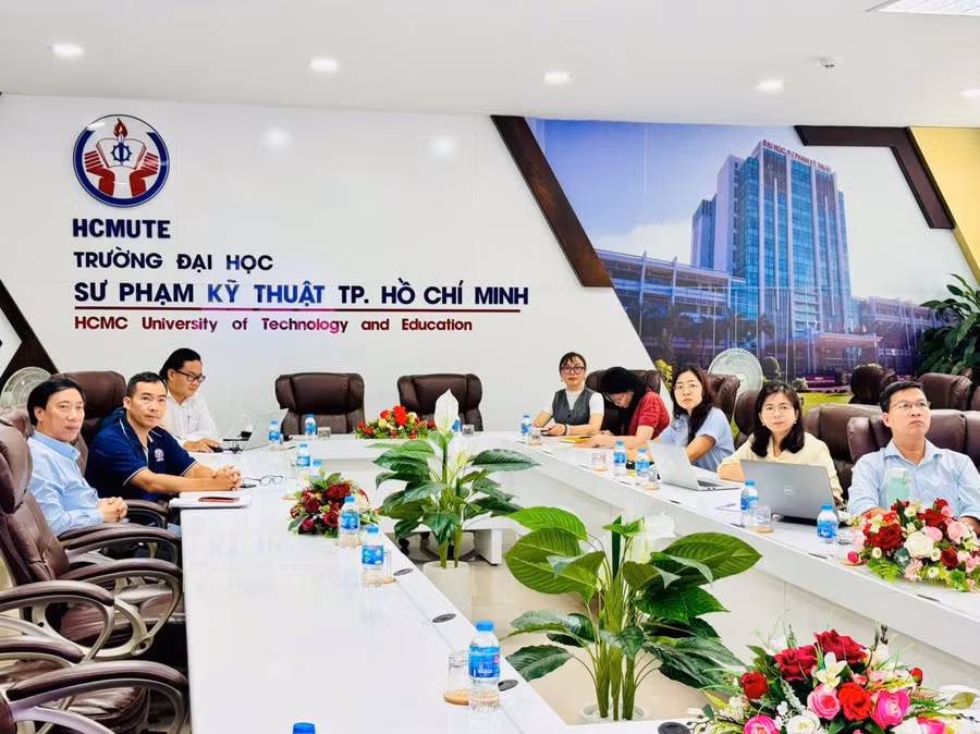 hoi-thao1.jpg