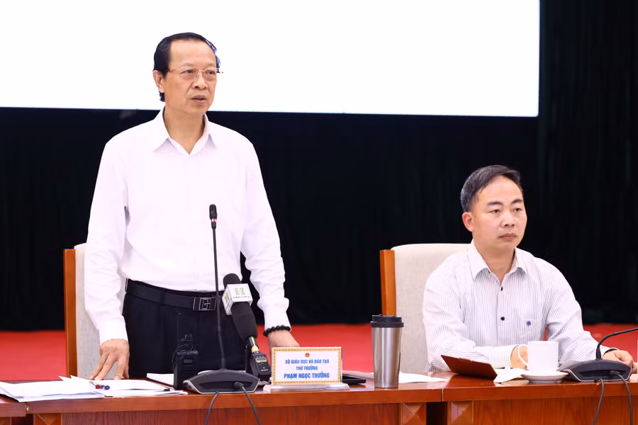 Thứ trưởng Phạm Ngọc Thưởng phát biểu tại hội nghị. Ảnh: Trần Hiệp