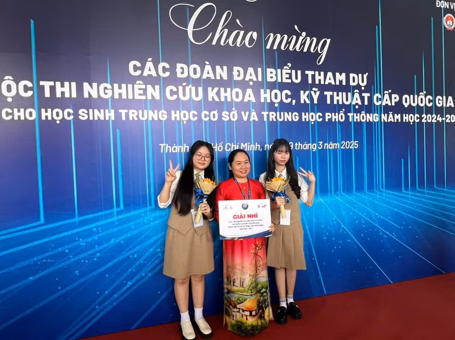co-quyen-1.jpg