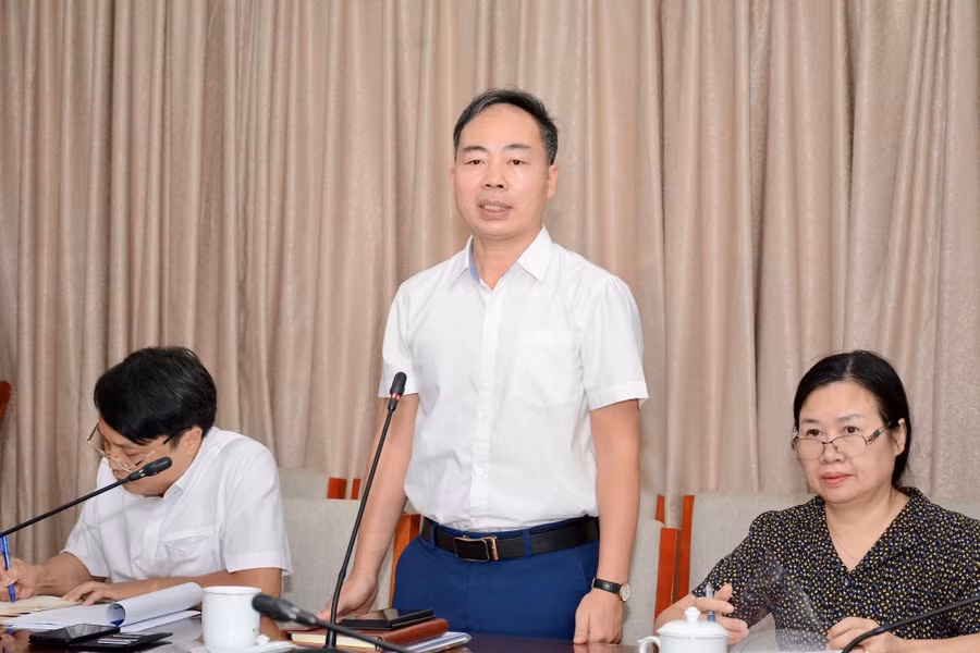 tt-thuong-lam-viec-voi-thpt-tri-duc2.jpg