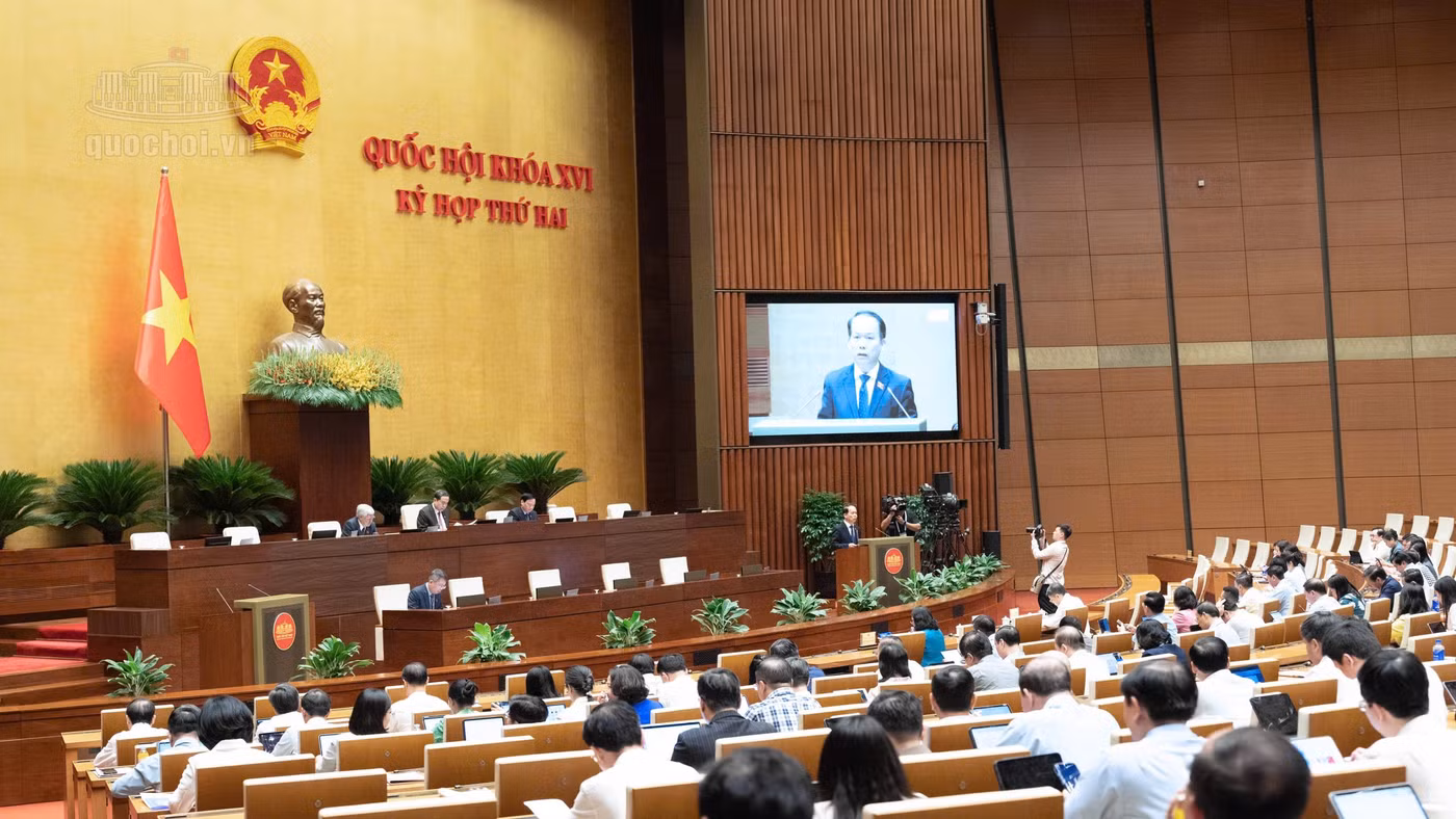 Toàn cảnh phiên họp sáng 19/10