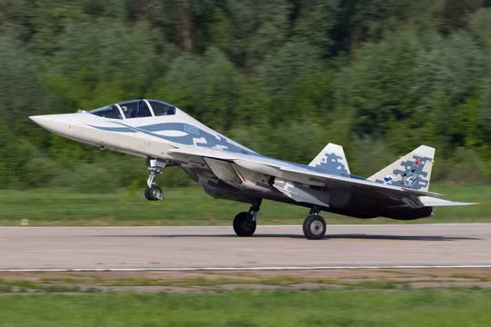 Công nghệ tiêm kích thế hệ thứ sáu được thử nghiệm trên Su-57D hai chỗ ngồi