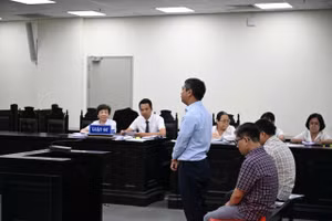 Bị cáo Phạm Văn Long, cựu Hiệu trưởng Trường Cao đẳng Du lịch Hà Nội tại phiên tòa.