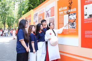 Sinh viên Học viện Hành chính và Quản trị công.