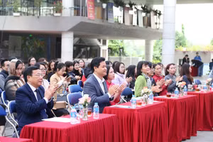 Đại biểu dự 