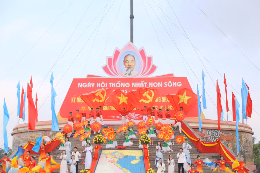 hien-luong-thong-nhat-8.jpg