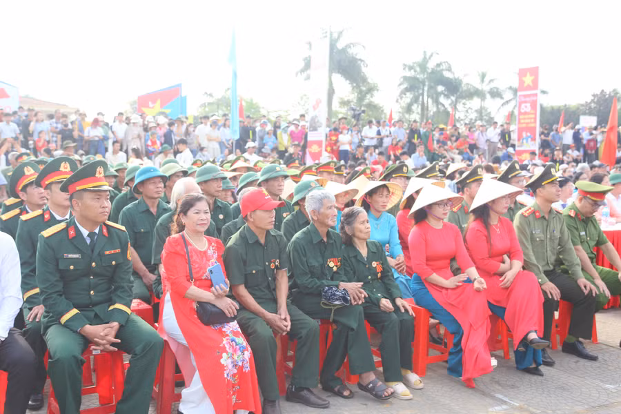 hien-luong-thong-nhat-4.jpg