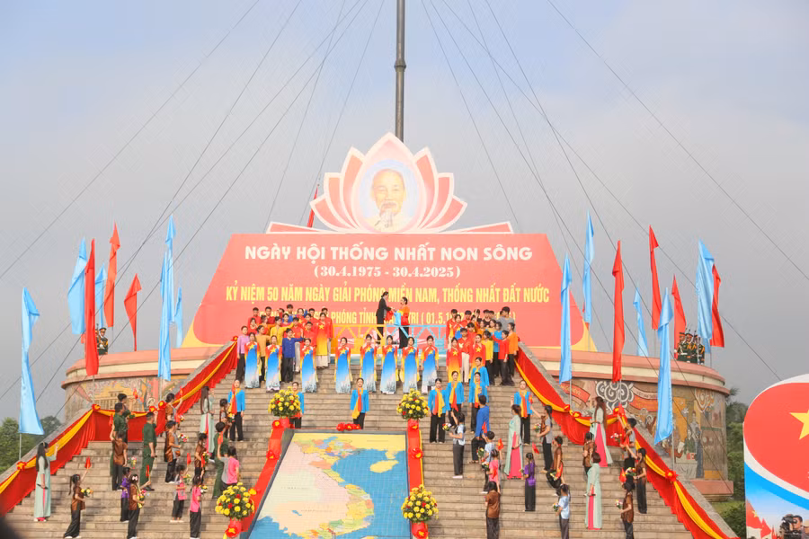 hien-luong-thong-nhat-1.jpg