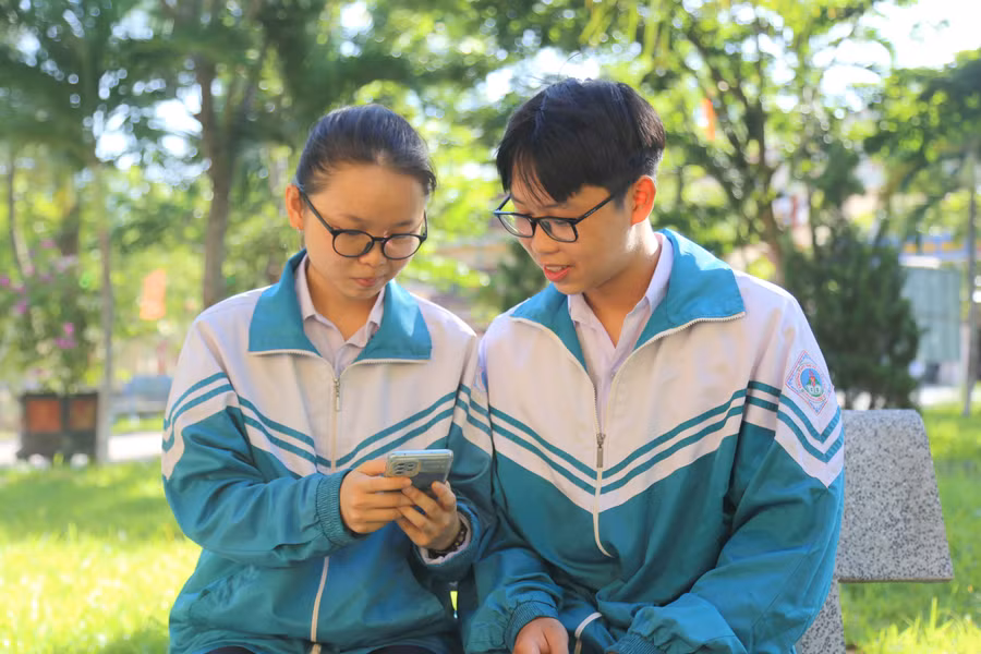 thi-sinh-thu-khoa-1.jpg