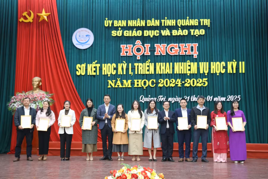 hoi-nghi-so-ket-10.jpg
