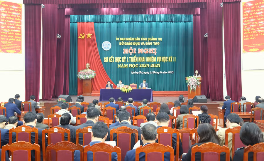 hoi-nghi-so-ket-1.jpg